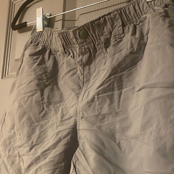 Green Columbia Cargo Shorts Gorpcore - Picture 3 of 5